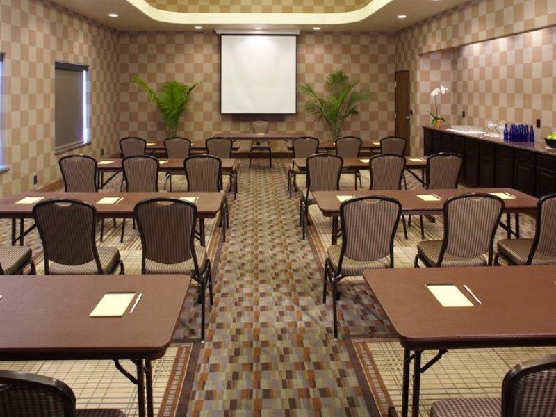 Hotel Best Western Plus Lackland And Suites.